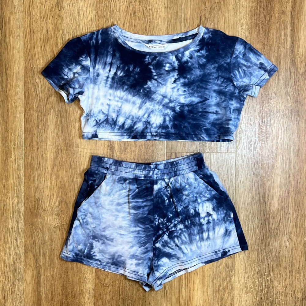 SHEIN Girl’s Two Piece Blue Tie-Dye Outfit, size 7Y
